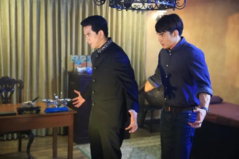 ตัน(สิงโต นำโชค) ถูกเมฆา(แน็ค ชาลี)ทำร้าย...