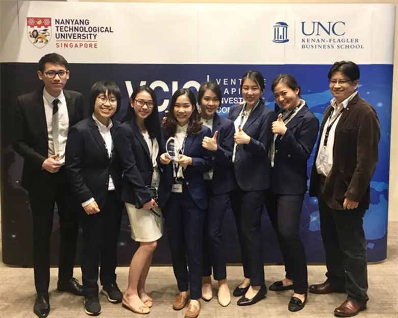 นิสิต MBA 2017 ได้รับรางวัลรองชนะเลิศอันด...