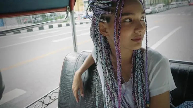 ทีวีไกด์: รายการ "จรีรัตน์ถนัดเที่ยว" EP20