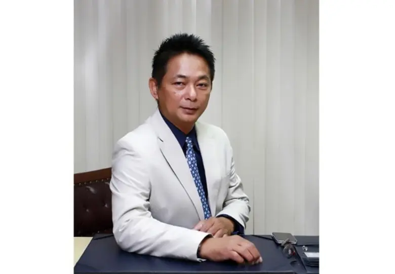 นายธนันทร์เอก หวานฉ่ำ ประธานเจ้าหน้าที่บร...