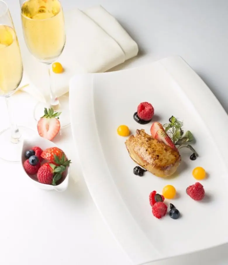 เอ็กเซ็คคิวทีฟเชฟ ปาริทัศน์ ผาลี นำเสนอตับห่านหรือฟ...