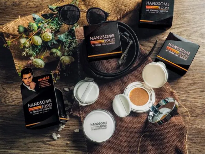Handsome Boost เสริมนวัตกรรมใหม่ “ซีซี คูชั่นเบส” คุชชั่นสำหรับผู้ชาย ปรับสีผิวให้ดูเป็นธรรมชาติ เสริมความมั่นใจตลอดทั้งวัน