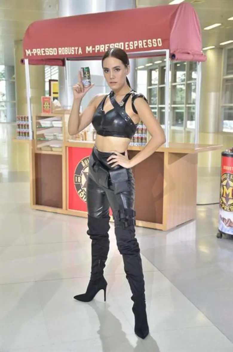 “เจนี่-เจ” รวมพลังความแรงแบบดับเบิล โชว์คิวบู๊สุดเท่ ตื่นเต็มตา ในหนังโฆษณาล่าสุด “เอ็มเพรสโซ ดับเบิล ช็อต”