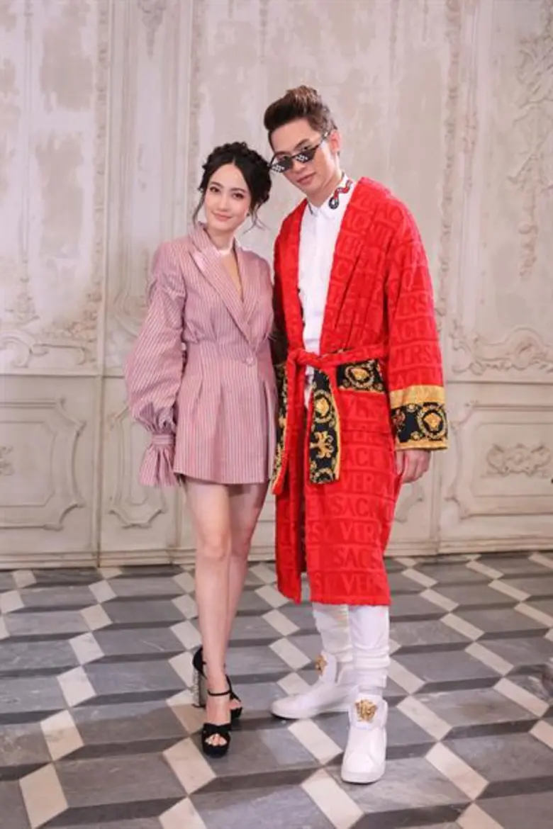 เสาร์นี้ แต้ว ณฐพร จะมาแจกความสดใส ในแคมเปญถ่ายแบบเวดดิ้งพร้อมด้วยเมนเทอร์สามแซ่บ! บี ซอนย่า ลูกเกด ที่ทุกคนรอคอย