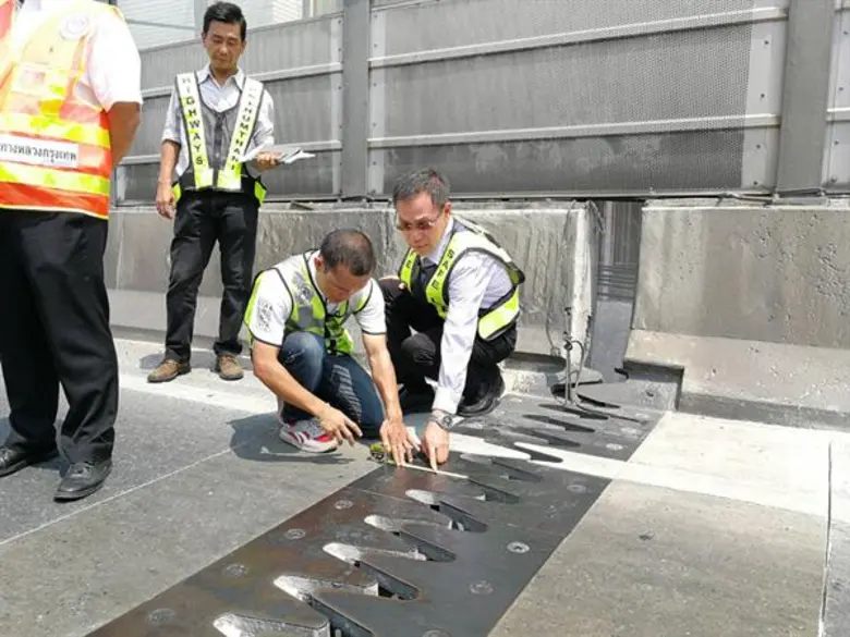 วสท.ลงพื้นที่ตรวจสอบ “รอยต่อเผื่อขยาย”บนสะพานข้ามแยกหลักสี่ ยันอยู่ในเกณฑ์ปลอดภัย