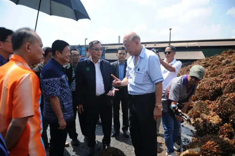 ก.เกษตรฯ หารือร่วมกับภาคเอกชน ศึกษาดูงานความก้าวหน้าของไทยในการสกัดน้ำมันปาล์ม พร้อมหาช่องทางยกระดับราคาปาล์มน้ำมันให้สูงขึ้น