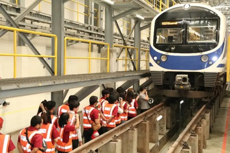 แอร์พอร์ต เรล ลิงก์ เดินหน้าความร่วมมือในการพัฒนาศักยภาพด้านเทคนิควิศวกรรม และวิชาการระบบรางกับ ม.หอการค้าไทย