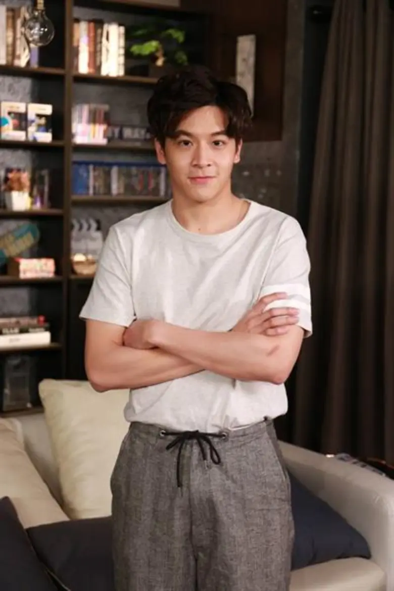 ผ่านงานแสดงมาหลายรูปแบบทั้งซีรีส์และละคร ...