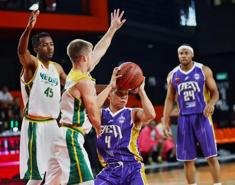 ผลคะแนนบาสฯGSB TBSL2018 ระหว่าง ทีมการไฟฟ้า กับ ทีมแม่โขง ยูไนเต็ด