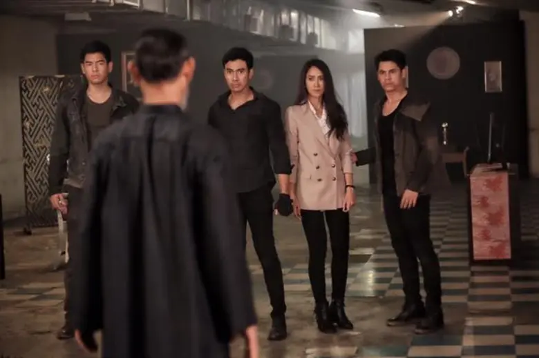 ซี-เอส-โน้ต-ธันน์ 4 พระเอกนักบู๊!!! จับมือโค่นองค์กรทมิฬ “จางซูเหลียง” ปิดฉาก “เล็บครุฑ”