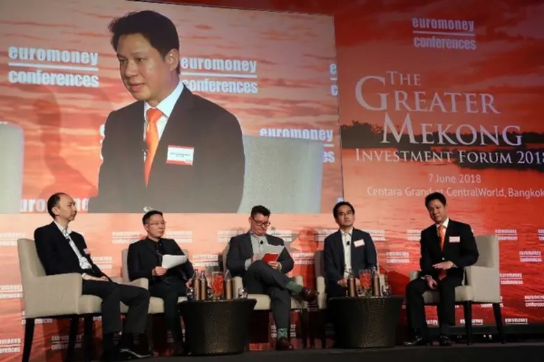 Euromoney กลุ่มผู้เชี่ยวชาญในข้อมูลธุรกิจ...