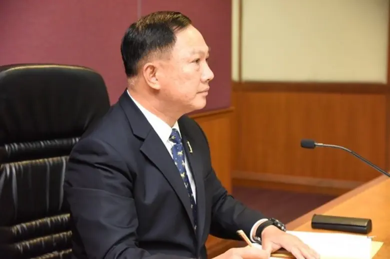 โฆษกแรงงาน ชี้แจงกรณีสาวไทยหนีด่านตรวจคนเ...