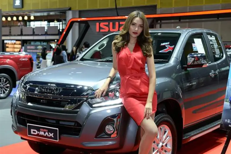 อีซูซุ จัดทัพยนตรกรรม “บลูเพาเวอร์” รุ่นล่าสุด นำทีมโดย “ใหม่! อีซูซุ เอ็กซ์-ซีรี่ส์” ลุยงาน “FAST Auto Show Thailand 2018”