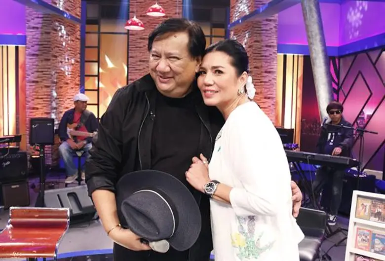 ทีวีไกด์: รายการ “หม้ายตัวแม่”  “แจ้-ดนุพล” ครวญเพลงรักหวาน พาหม้ายขุ่นแม่ “ตุ๊ก-ญาณี” ใจระทวย