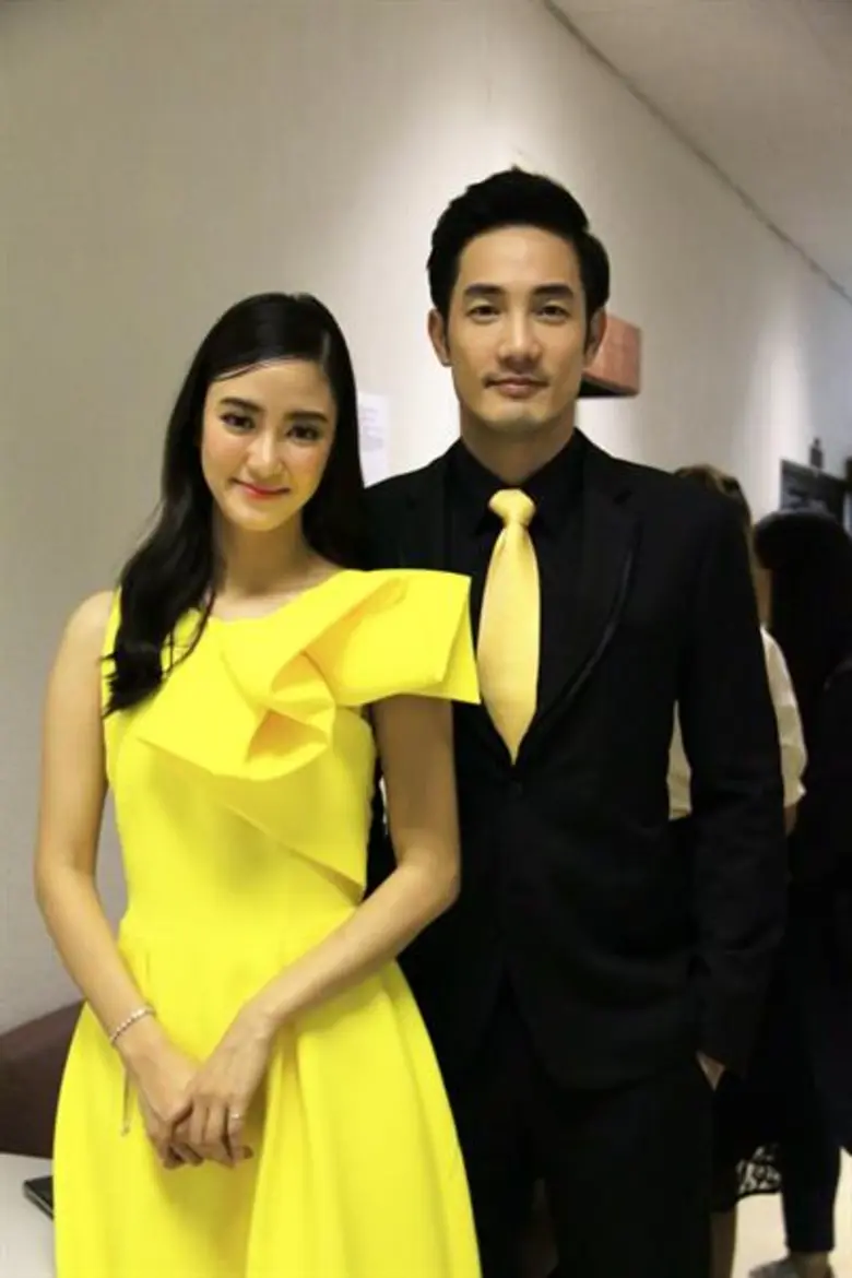 นักแสดงช่อง 3 อ้วน-รังสิต และ พริม-พริมา เข้าร่วมบันทึกภาพและขับร้องบทเพลง “สยามินทร์วชิราลงกรณ์”