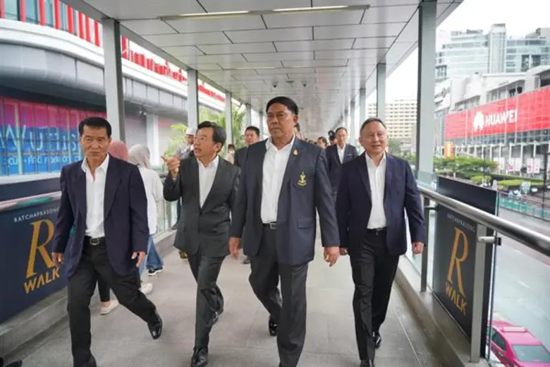 “ราชประสงค์” เชื่อมต่ออาณาจักรสมบูรณ์แบบ “ราชประสงค์ วอล์ก – R-Walk” โครงข่ายเส้นทางเดินเชื่อม 4 ทิศทาง เผยกลยุทธ์ Smart District ตอกย้ำความเป็นย่านแห่งไลฟ์สไตล์และธุรกิจต้นแบบแห่งแรกของประเทศไทย