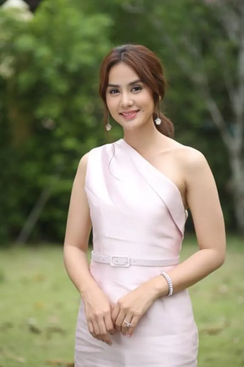 ต่างไปจากเดิม!!! มะนาว-ศรศิลป์ แจงชัด บท “รัตติการ” สุขุม และนิ่งในละคร “เชิงชายชาญ”