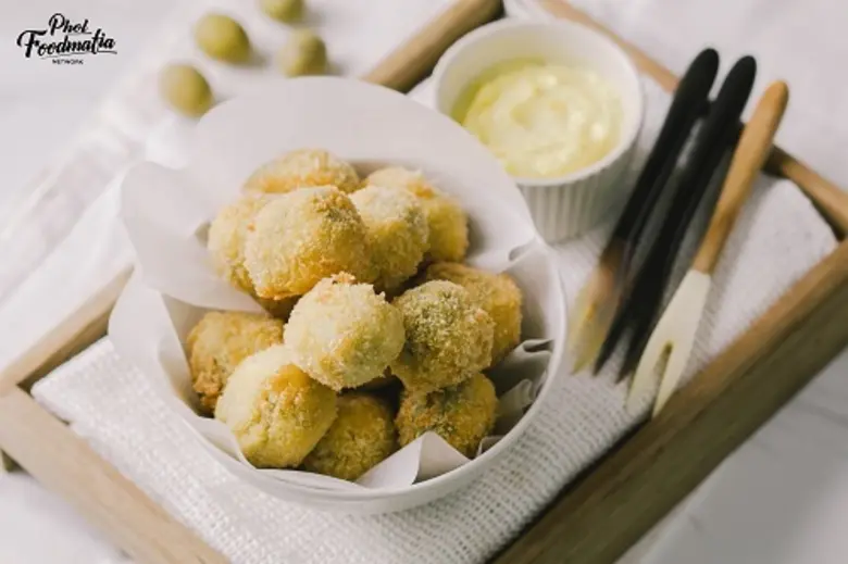 อร่อยร่วมสมัยสไตล์'เชฟพล’ กับเมนู“แกงเขียวหวานลูกชิ้นปลาแซลมอน”