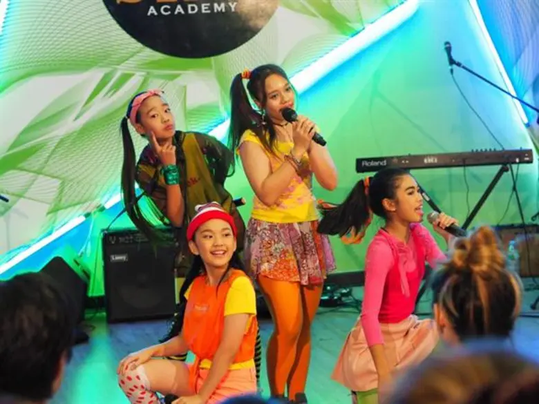 เรียกว่าเป็นความสำเร็จอีกขั้นของเด็กไทย จ...