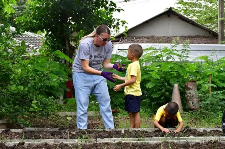 ผู้บริหารเฮอร์บาไลฟ์ นิวทริชั่น เอเชียแปซิฟิก เยี่ยมมูลนิธิเด็กในโครงการ “คาซ่า เฮอร์บาไลฟ์” ที่ประเทศไทย ครั้งที่ 2