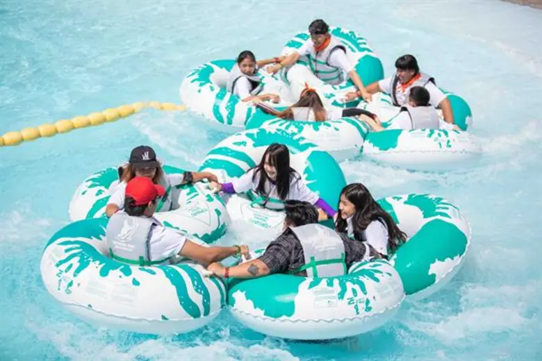 4 พิธีกรสุดฮอต จากรายการ เทยเที่ยวไทย นำท...