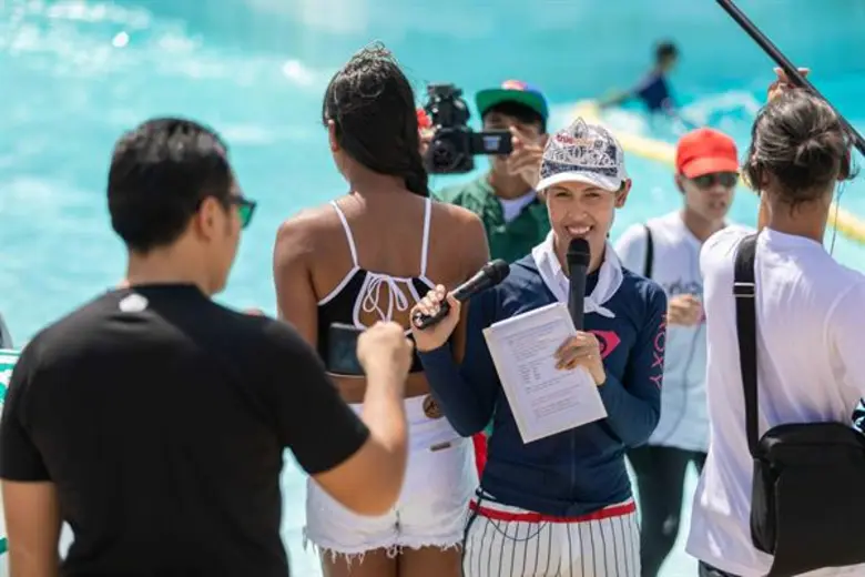 ป๋อมแป๋ม นำทีมพิธีกรเทยเที่ยวไทย พาผู้โชคดี ตะลุยสวนน้ำ ในกิจกรรม “เที่ยวกับเทย ไปกับทรูมูฟ เอช”