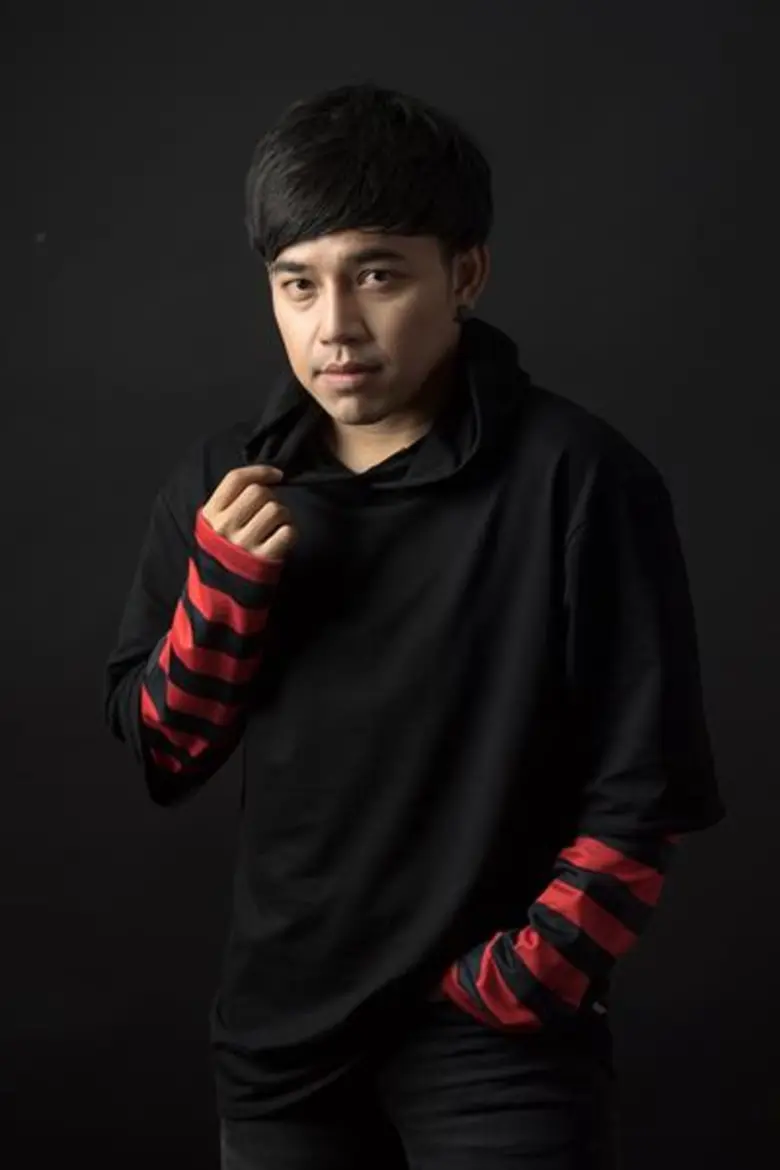 ในขณะที่พี่น้องคนไทยทั้งประเทศ รวมถึงชาวต...