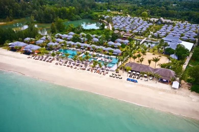 ยอน รีสอร์ท เขาหลัก ได้รับการยกย่อง จาก Travel & Hospitality ในสาขาโรงแรมริมชายหาดที่ดีที่สุดแห่งปี พ.ศ. 2561