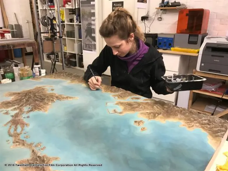 1 เริ่มต้นการออกแบบหุ่นในเดือนมิถุนายน 20...