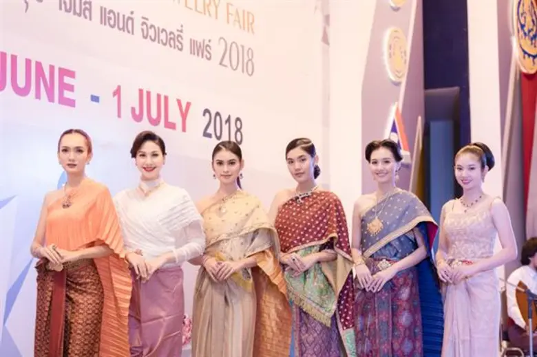 จังหวัดจันทบุรี ร่วมกับ สำนักงานพาณิชย์จังหวัดจันทบุรี จัดงาน “จันทบุรี เจมส์ แอนด์ จิวเวลรี่ แฟร์ 2018” ครั้งที่ 1 (Chanthaburi Gems and Jewelry Fair 2018)