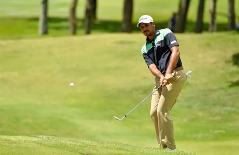 “แจ๊ส” ฟอร์มดีต่อเนื่อง นำต่อรอบสาม “ควีนส์คัพ พรีเซนเต็ด บาย บางจาก” โปรไทยมีลุ้นแชมป์ ที่สนามฟีนิกซ์ โกลด์ฯ พัทยา อาทิตย์นี้