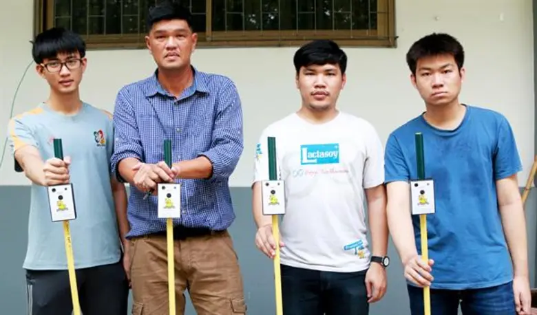 สจล. ส่งมอบ “นวัตกรรมไม้วัดไฟรั่ว” ช่วยทีมภารกิจเสาะหา 13 ชีวิตในถ้ำหลวง-ขุนน้ำนางนอน