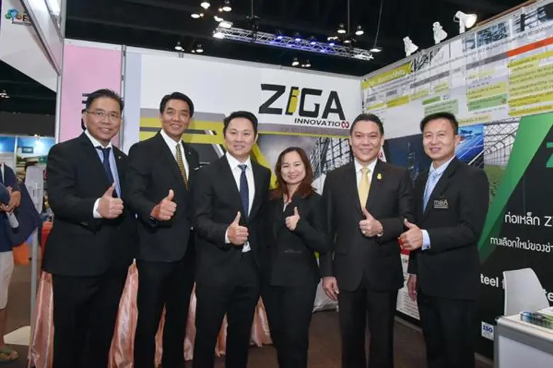 คุณประพันธ์ เจริญประวัติ (ที่ 2 จากซ้าย) ...