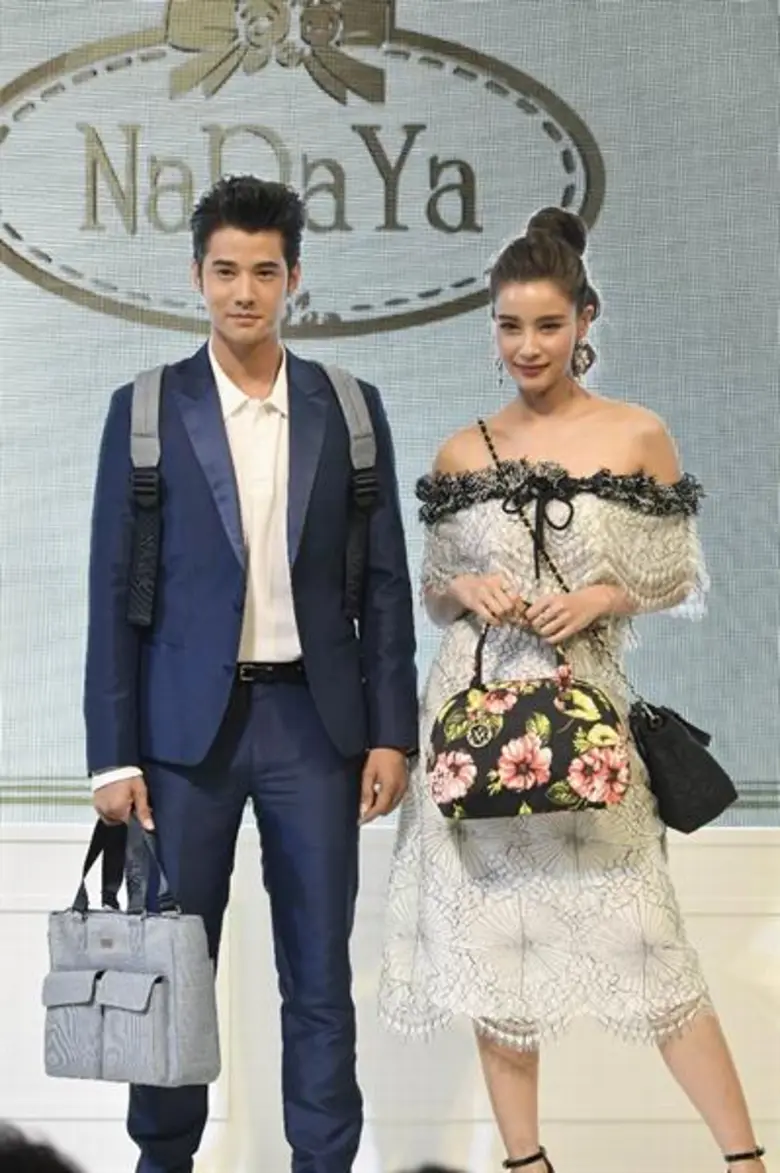 “มาริโอ้-วิว”ร่วมฉลอง“นารายา”เปิด 4 แบรนด์ใหม่