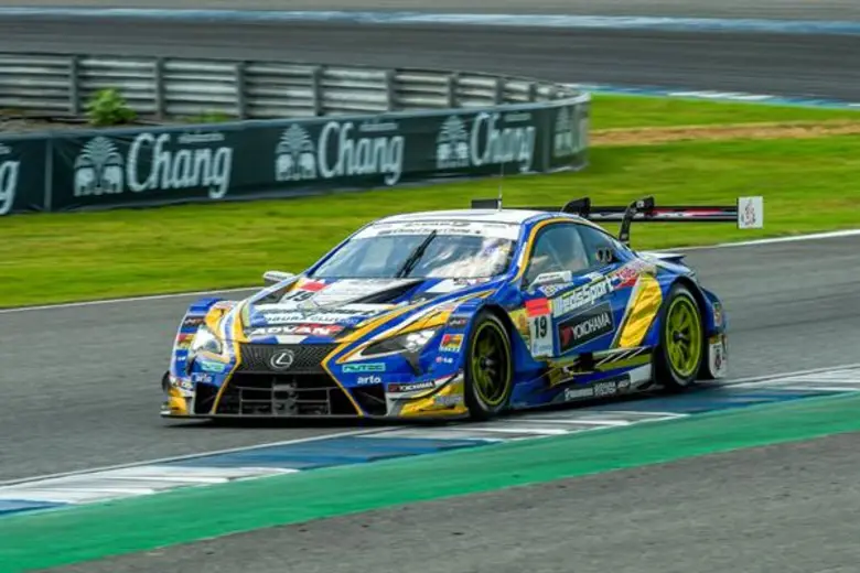 “ช้าง ซูเปอร์ จีที เรซ 2018” สุดยิ่งใหญ่ “2 นักขับเอฟวัน” ผงาดแชมป์ปีที่ 5