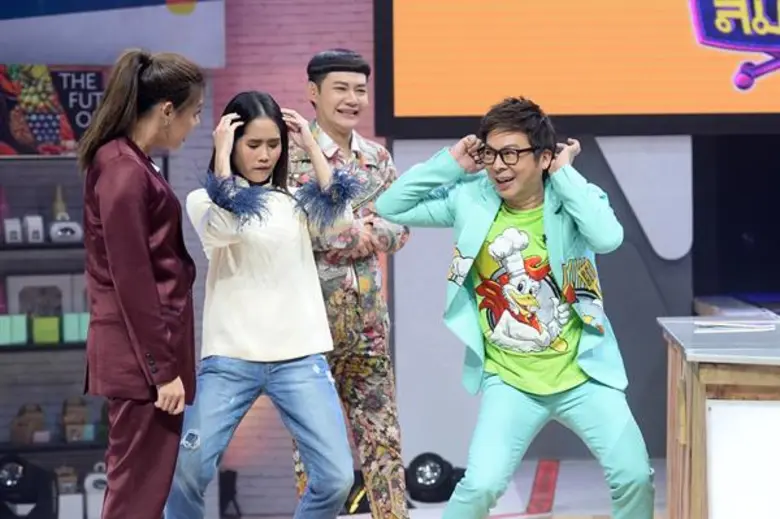 ทีวีไกด์: รายการ "Crazy Market ตลาดสัมผัส" “นุ้ย ธนวัฒน์” ขอยอมแพ้เกม!!! เจอรอยยิ้มเสน่ห์จากผู้แข่งขันทางบ้าน