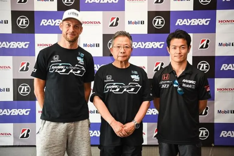 ฮอนด้า จัดสัมภาษณ์พิเศษ เจนสัน บัตตัน และ นาโอกิ ยามาโมโตะ สองนักแข่งตัวเต็งจากทีมคูนิมิตซึ ก่อนลงสนามแข่งขัน “ซูเปอร์ จีที เรซ 2018” ที่สนามช้าง อินเตอร์เนชั่นแนล เซอร์กิต จ. บุรีรัมย์