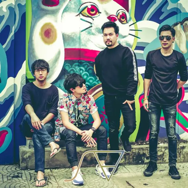 “อารีย์ ชิบูย่า” วงดนตรีที่จับสไตล์ไทยกับญี่ปุ่นมาเจอกันที่ “ทองหล่อ”