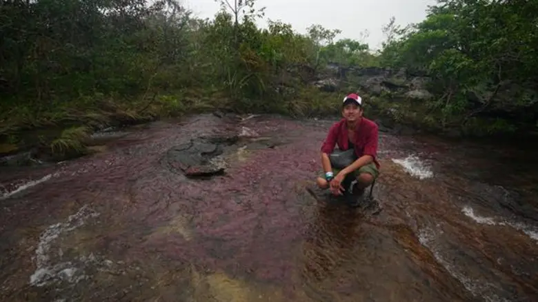 ทีวีไกด์: รายการ "เถื่อน Travel Season2" “สิงห์ วรรณสิงห์” สุดตะลึง! “แม่น้ำที่สวยที่สุดในโลก” ณ โคลอมเบีย