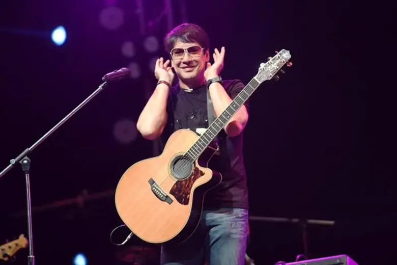 “โจ-ก้อง” ตอกย้ำ 30 ปี คนดนตรีตัวจริง!!! กุมหัวใจแฟนเพลงอยู่หมัดใน “ทิพยไลฟ์ พรีเซนต์ รีไวนด์ 6 ออริจินัล คอนเสิร์ต”