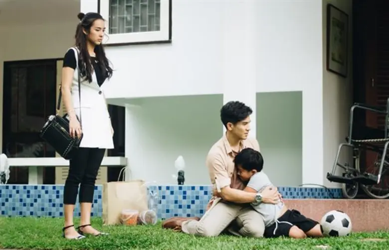 ทีวีไกด์: เรื่องย่อละคร "ข้ามสีทันดร" ตอนที่ 5 วันพฤหัสสบดีที่ 5 กรกฎาคม 2561 เวลา 20:15 น. ทางไทยทีวีสีช่อง3