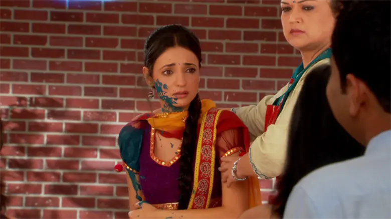 ใจต้องได้ “บารุน” ปล่อยมือ “ซานาย่า”  ดิ่งจากชั้นสอง ร่วงไม่เป็นท่า