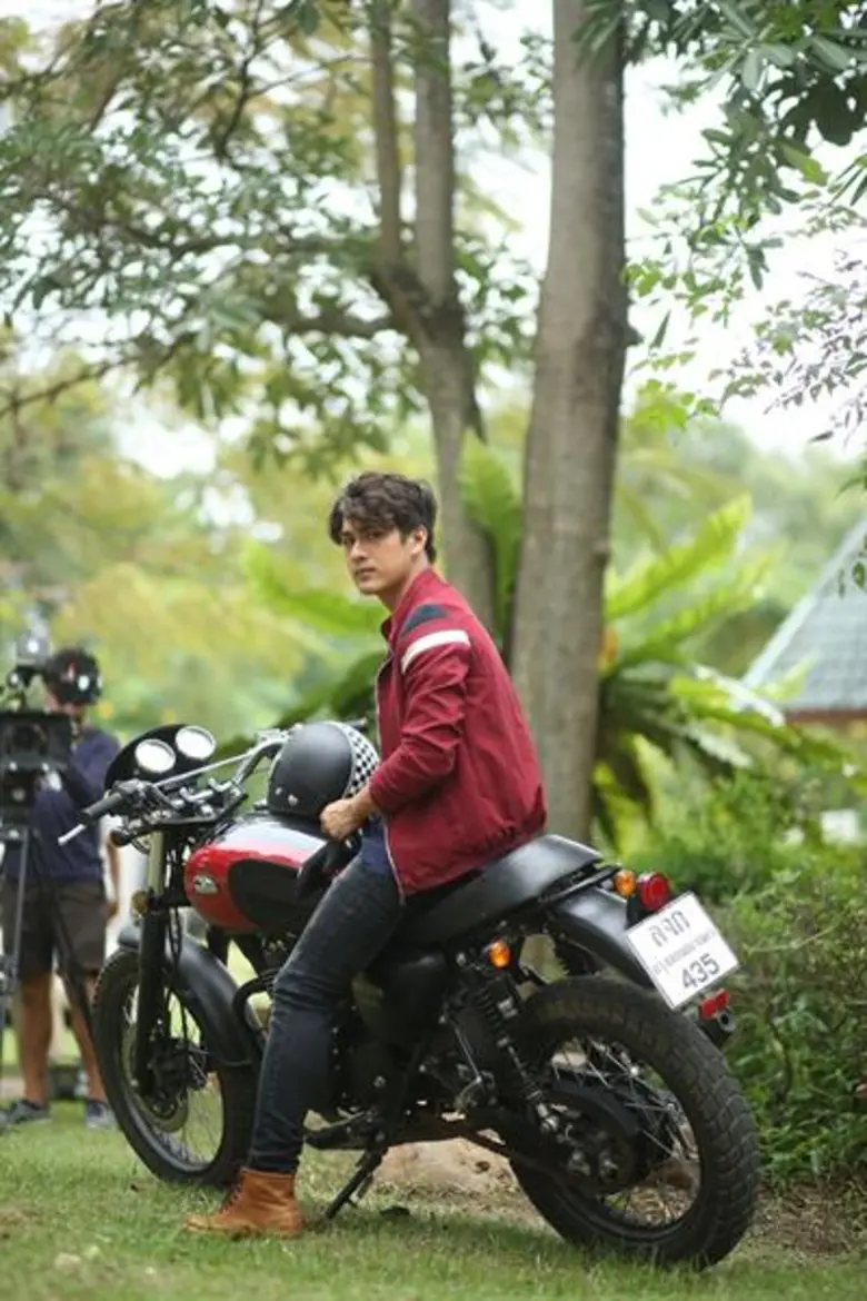 เพิ่งลาสิกขามาหมาดๆ แถมละครก็เพิ่งได้ฤกษ์...