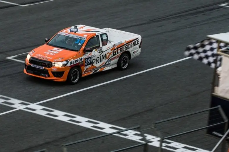 “ธัญชนก-ธีรภัทร-Shohei-ชานนท์” เบียดคู่แข่งขึ้นโพเดียมคว้าแชมป์ “โตโยต้า มอเตอร์สปอร์ต 2018” สนาม 2 จังหวัดบุรีรัมย์