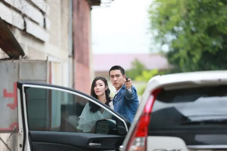 “กอล์ฟ” เสี่ยงชีวิตช่วย “หลิน” บู๊แหลกชุดใหญ่ ใน “สัมผัสรัตติกาล”