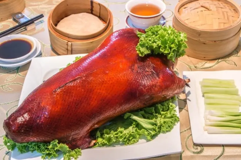 "เป็ดปักกิ่ง" 1 ในเมนูขายดีกว่า 15,000 ตั...