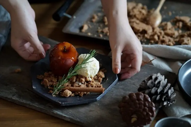 “โรงแรม เอสเคป” เอาใจคนรักขนมหวาน จับมือ “แดนดิไลอ้อน คาเฟ่” ชื่อดังรังสรรค์ขนมหวานเหนือจินตนาการกับ 3 คราฟต์เมนูใหม่สุดเอ็กซ์คลูซีฟ