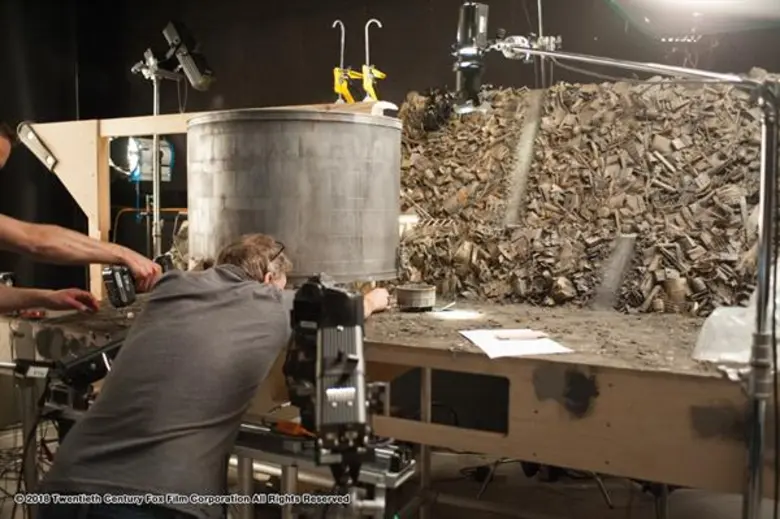 Movie Guide: พลาดไม่ได้!!! คลิปสัมภาษณ์ล่าสุดจาก "Isle of Dogs" ที่เผยเบื้องหลังกว่าจะมาเป็นภาพยนตร์ มันไม่ง่ายเลย!!!