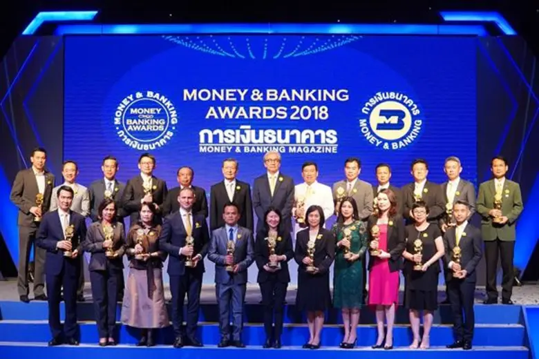 นางวรรธนา มงคลศรี รองกรรมการผู้จัดการ ธนา...