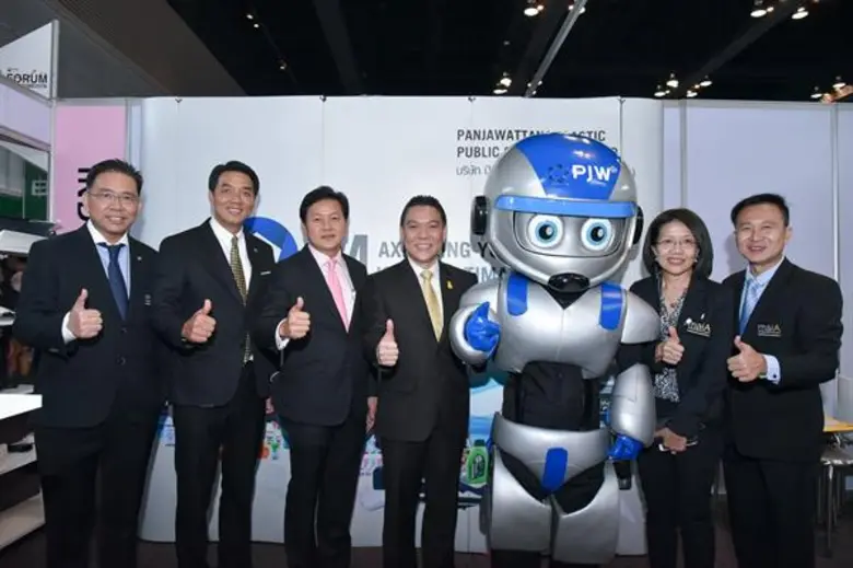 คุณประพันธ์ เจริญประวัติ ผู้จัดการตลาดหลั...